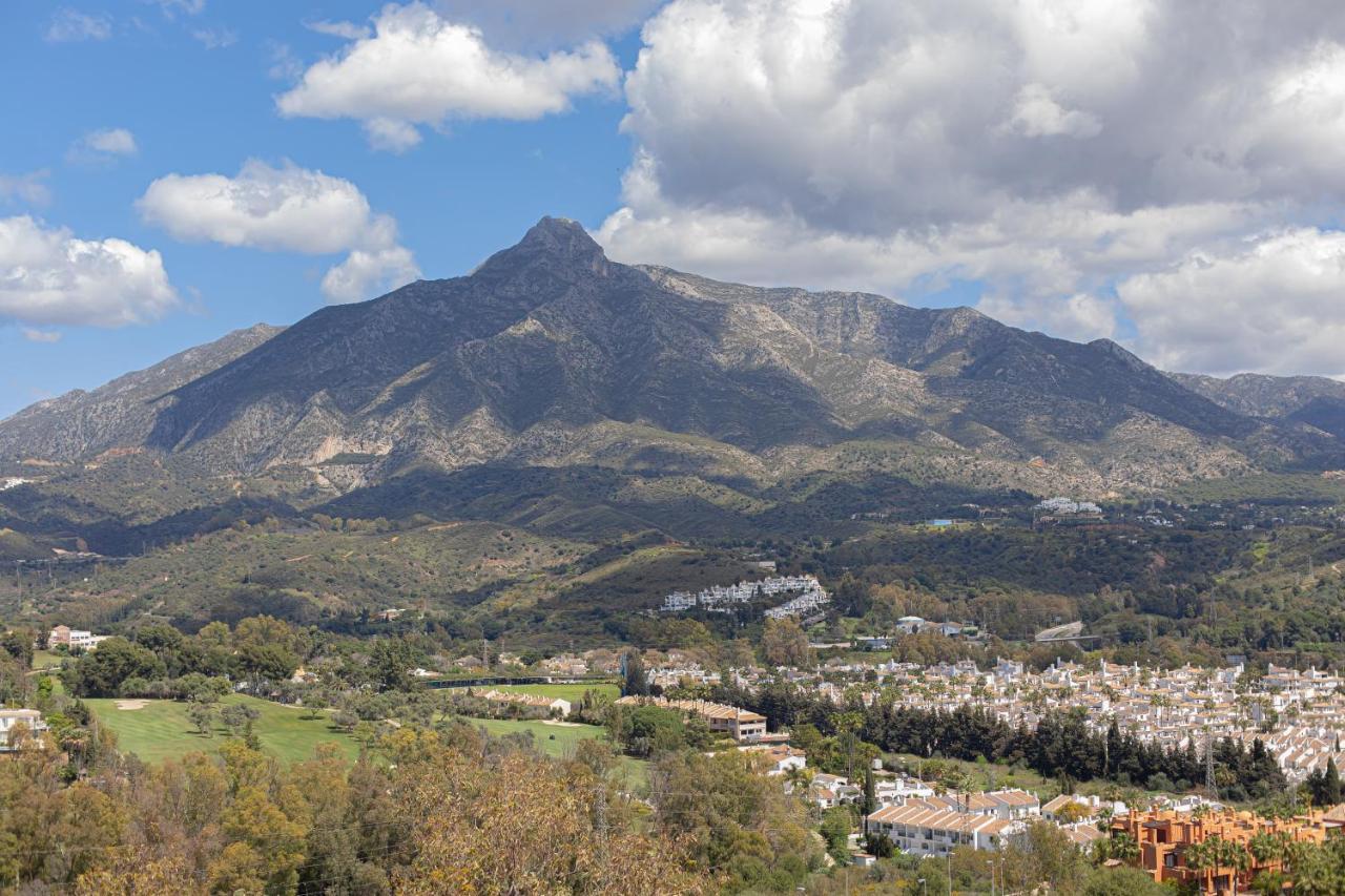 Modern Apartment With Stunning Views Marbella Exterior foto
